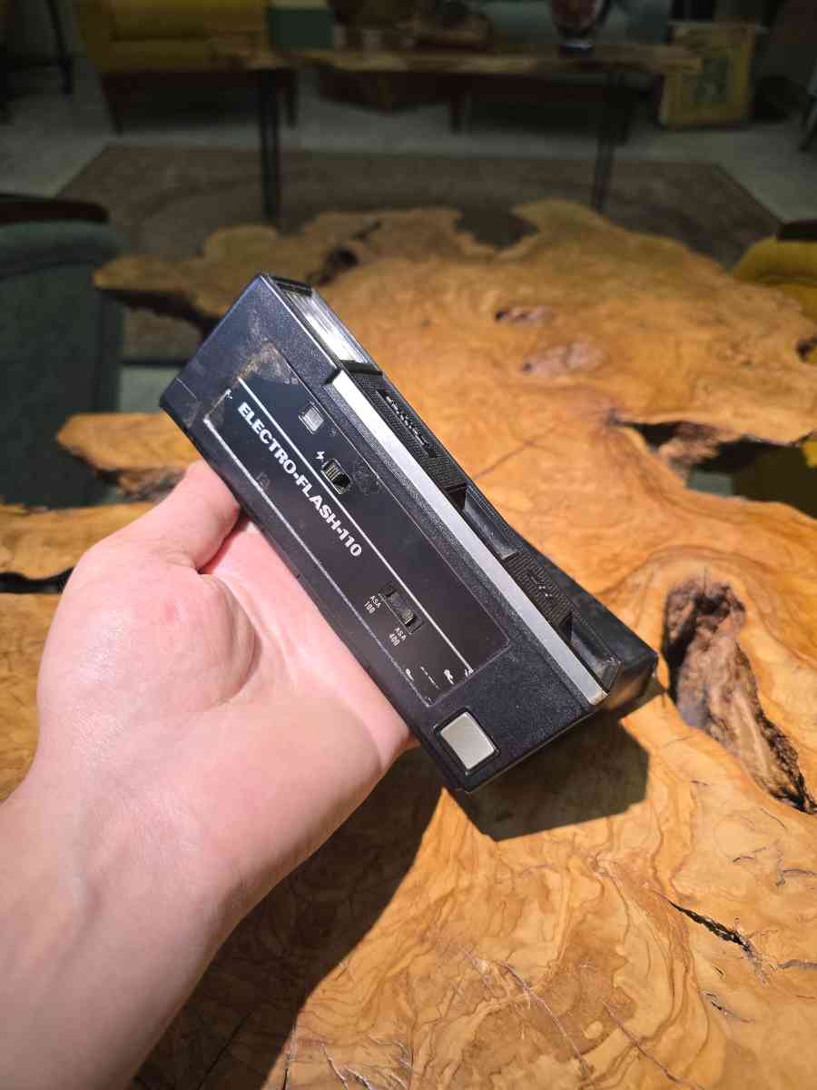 Vintage ELECTRO FLASH 110 Camera