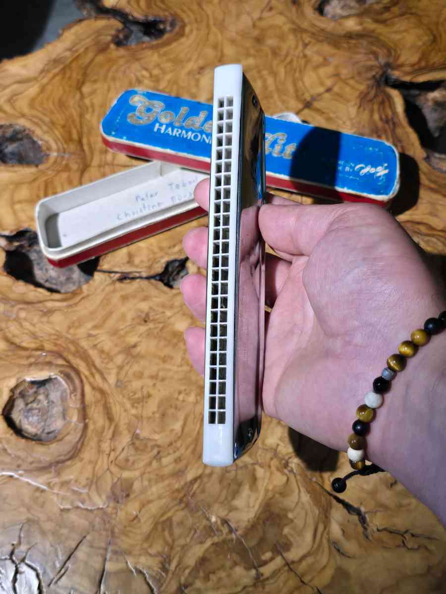 Golden Air Harmonica