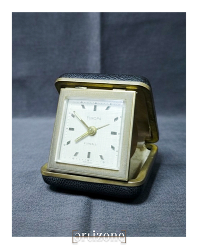 WWII OFFICER travel wind watch