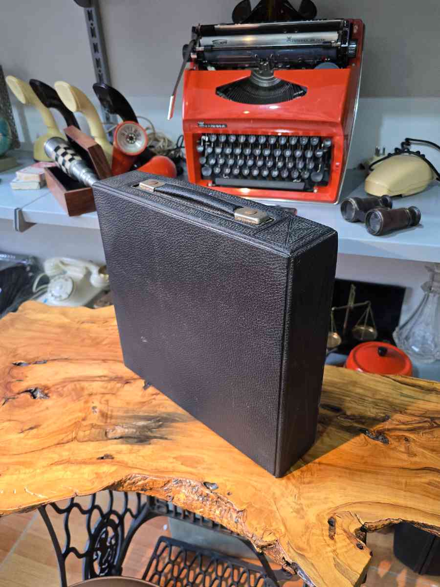 Mercedes Privileg Vintage Typewriter