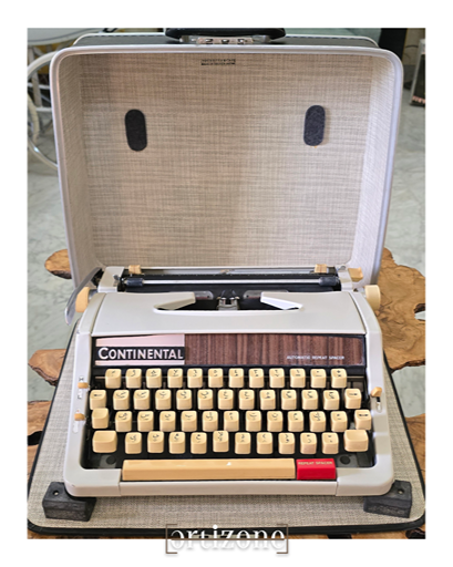 Continental Vintage Typewriter (Arabic Keyboard)