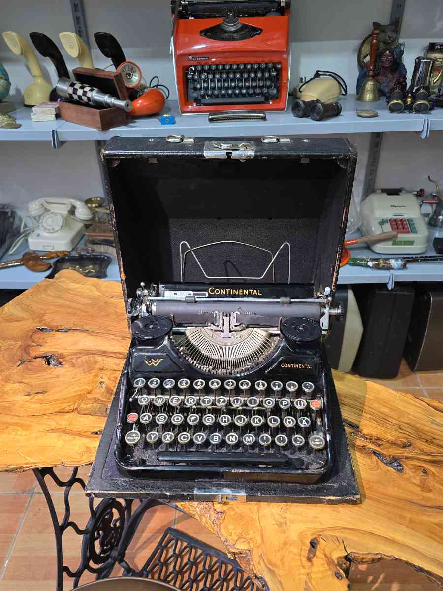 Continental Vintage Typewriter