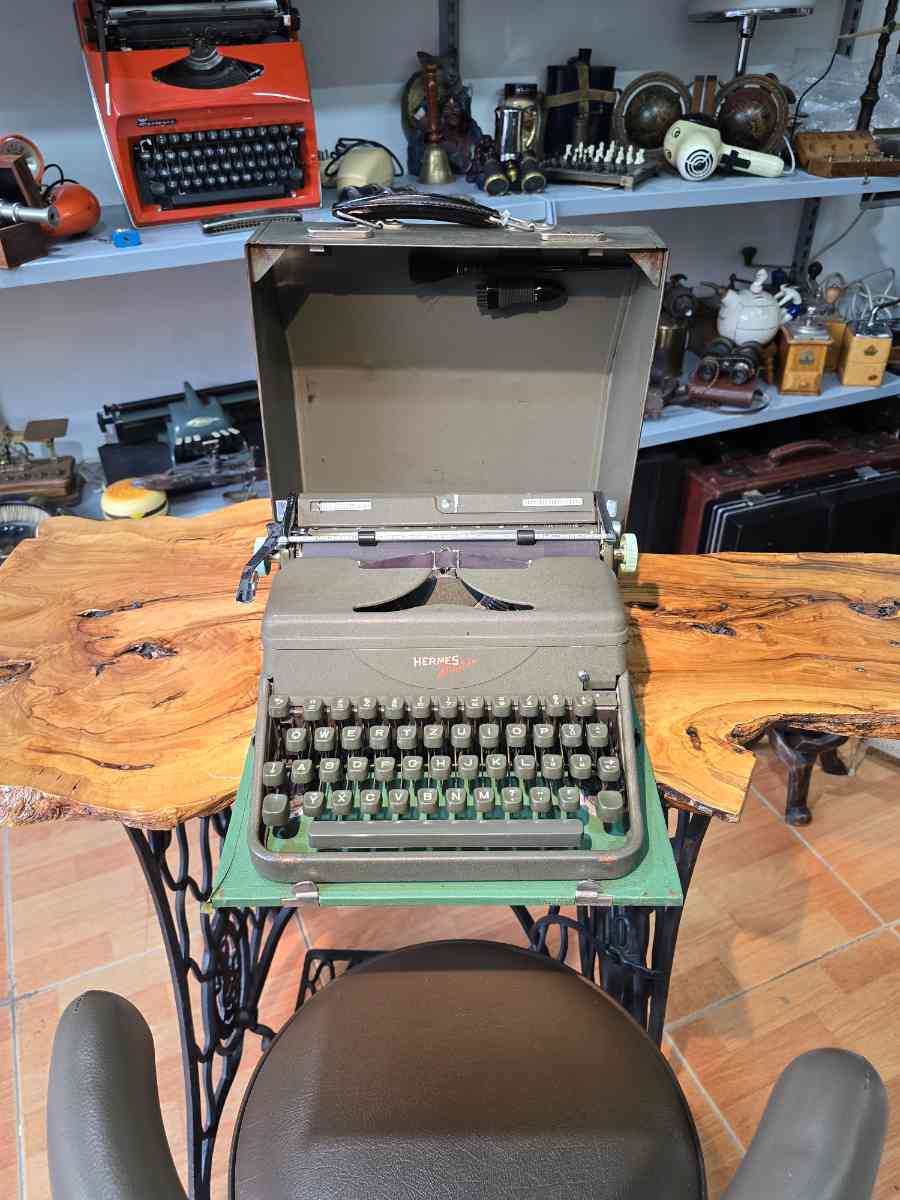 Vintage Hermes Media Typewriter