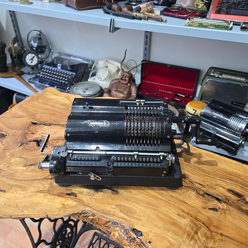 Triumphator Mechanical Calculator