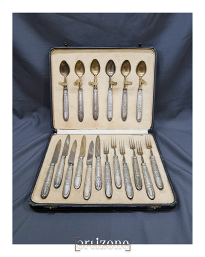 Vintage Silverware Cutlery Set