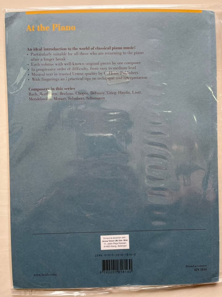 G. Henle Verlag Urtext JOHANN SEBASTIAN BACH At the Piano - 16 well-known original pieces