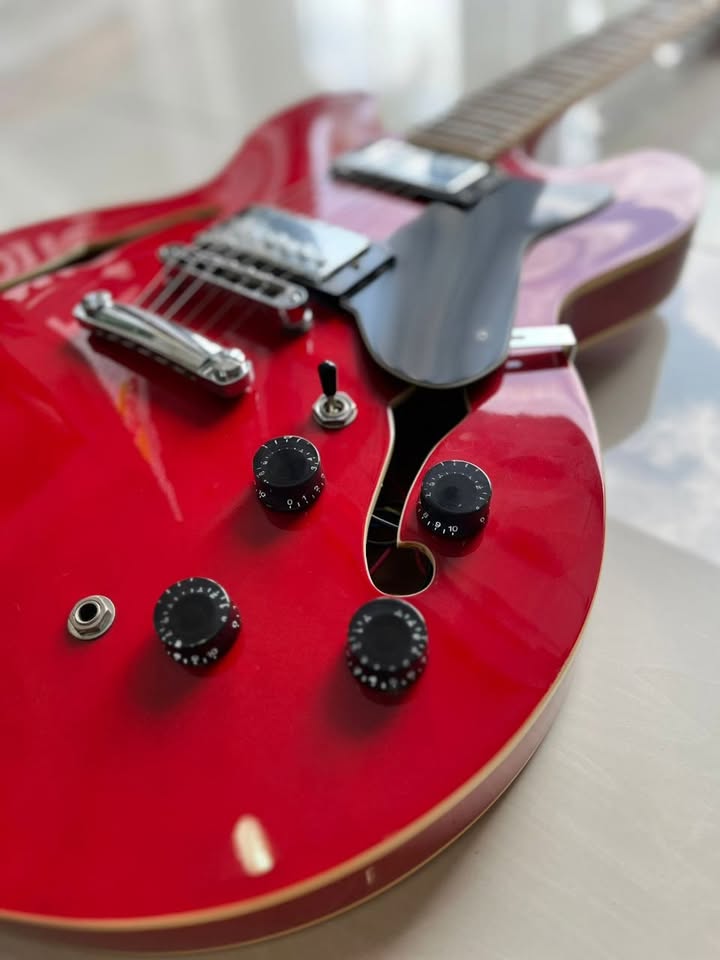 Epiphone ES-335 Figured Replica Electric Guitar Display Unit