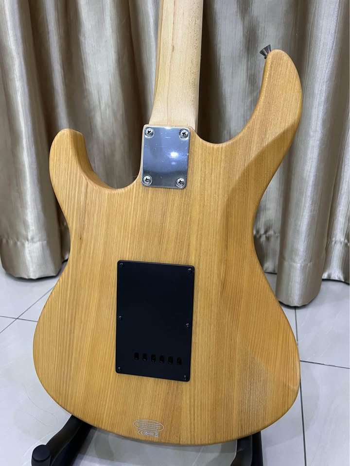 Yamaha Guitar Pacifica Yellow Natural Satin