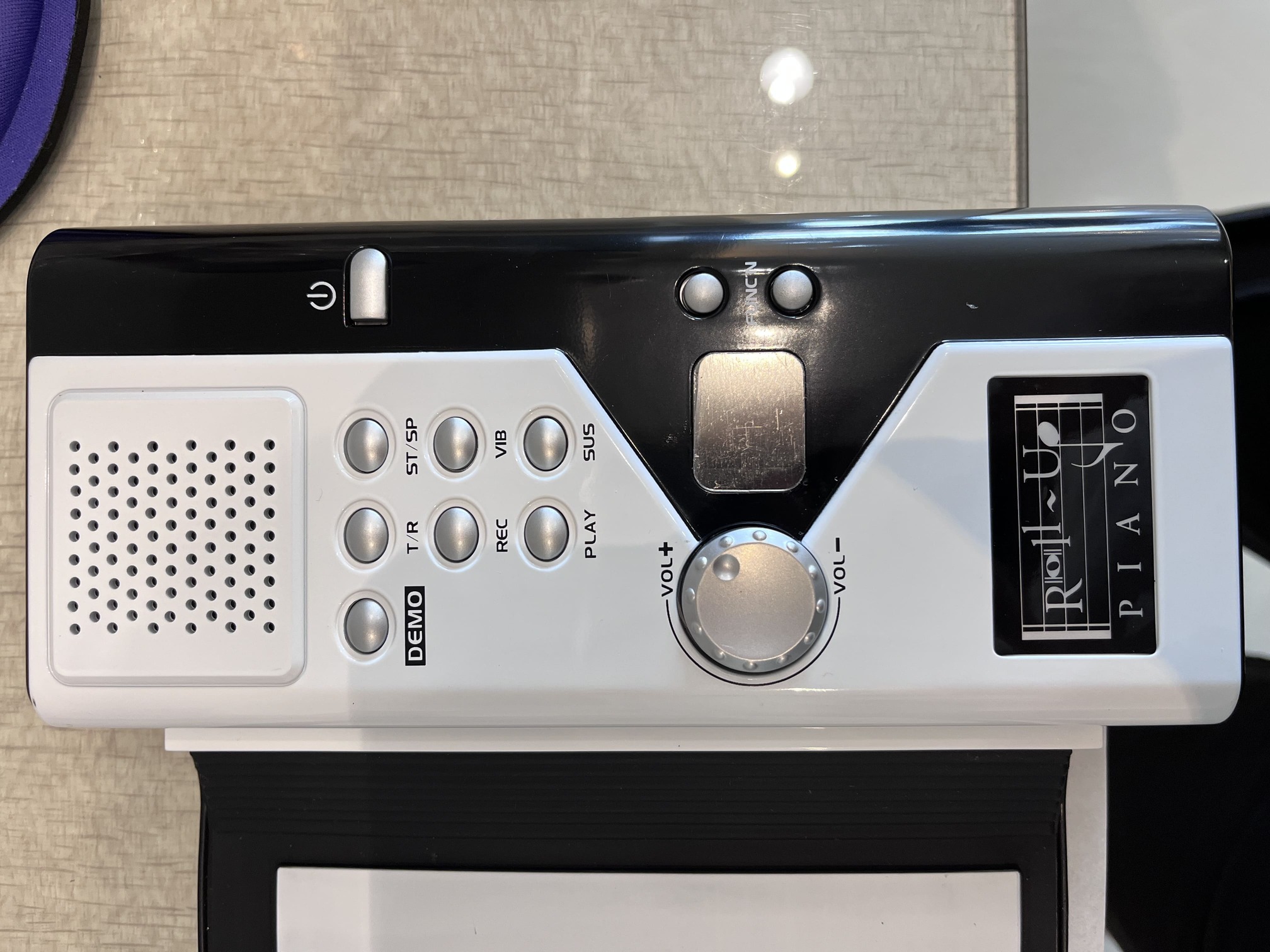 Electronic Roll Up Piano 49-key 4-octave Digital Keyboard Piano