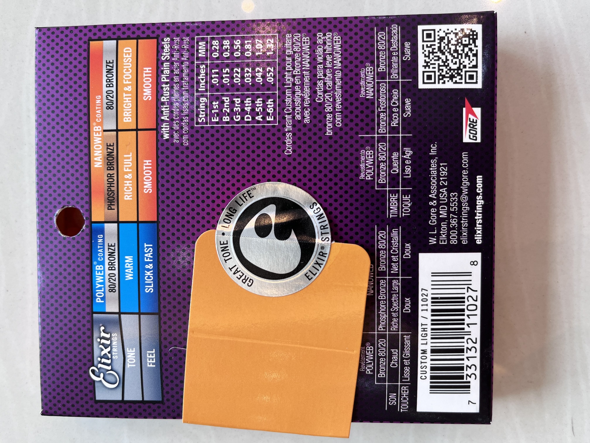 Elixir Strings Phosphor Bronze Acoustic Guitar Strings w NANOWEB Coating Custom Light (.011-.052)