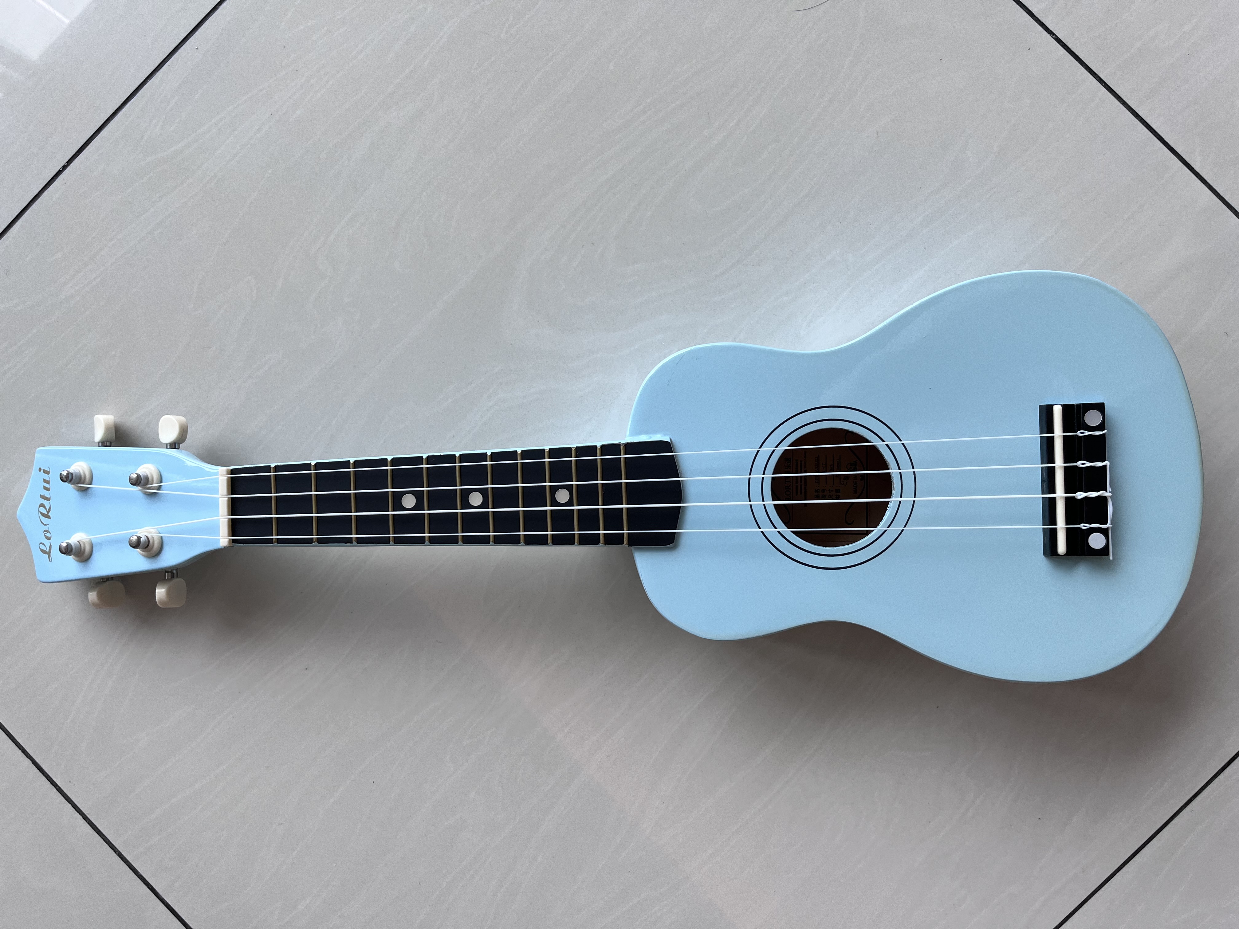 LORTUI Ukulele UK-LT Model Baby Blue Colour (21 inch/53.5 cm)