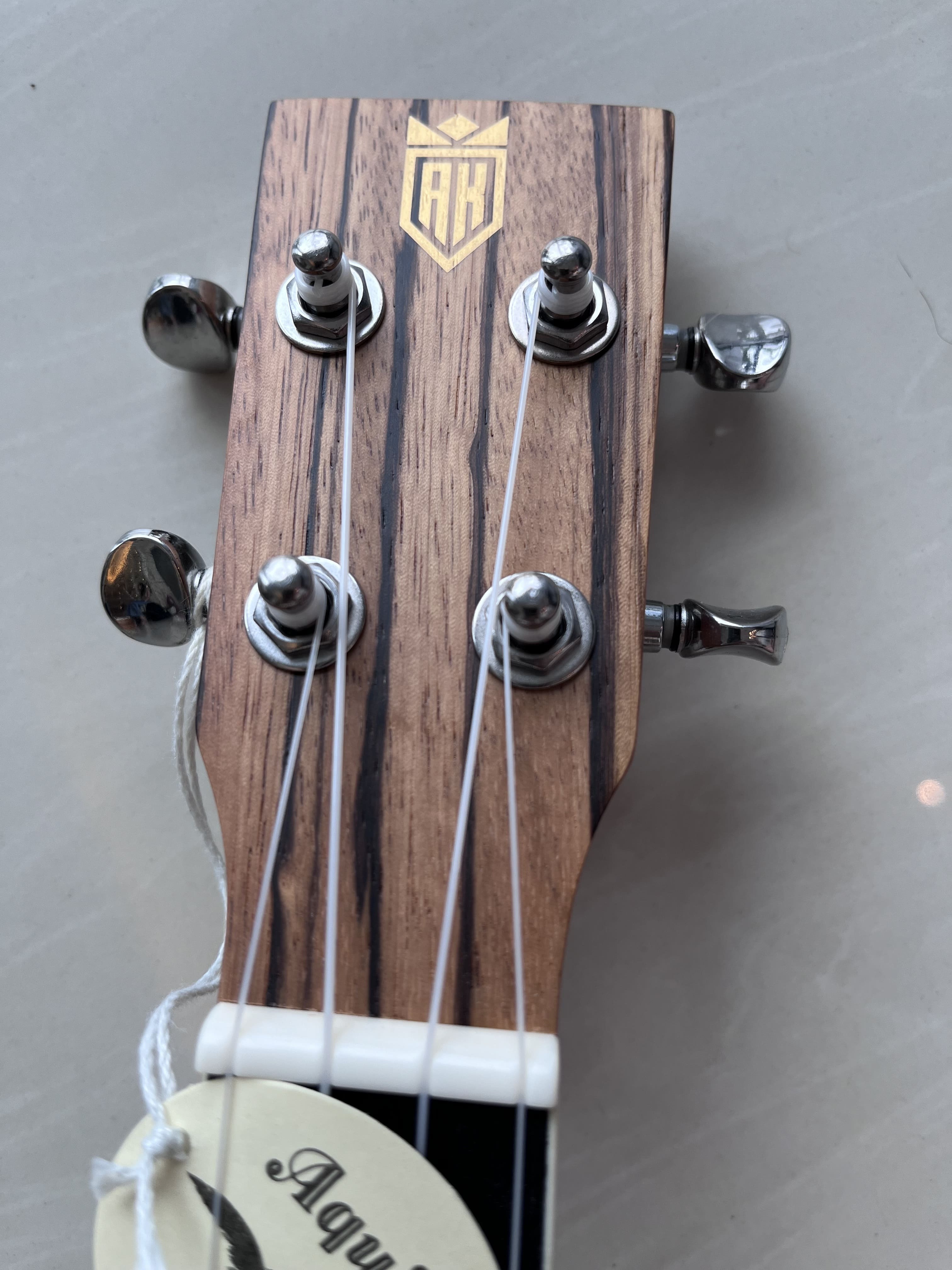 A&K Ukulele UK 23-24 Zebra Patterned Wood