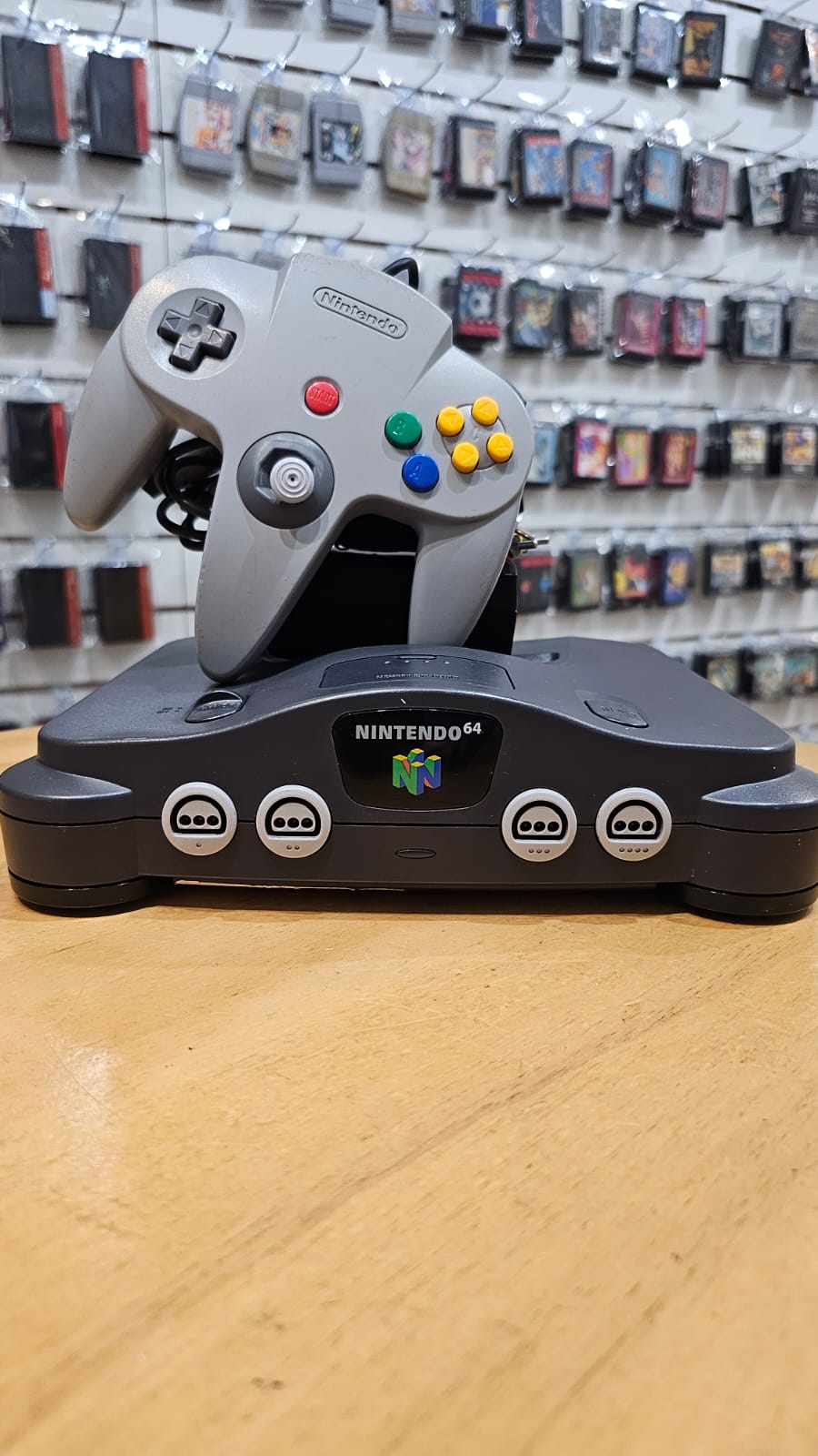 Nintendo 64 com 1 Controle