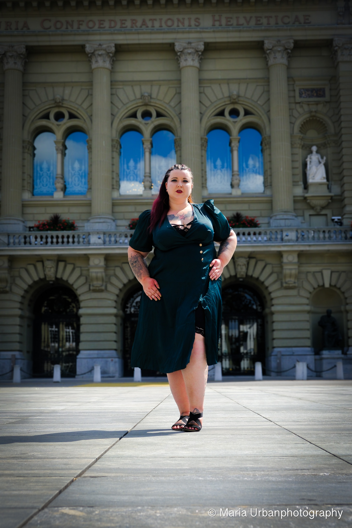 Girl/Girl Fotos und Videos