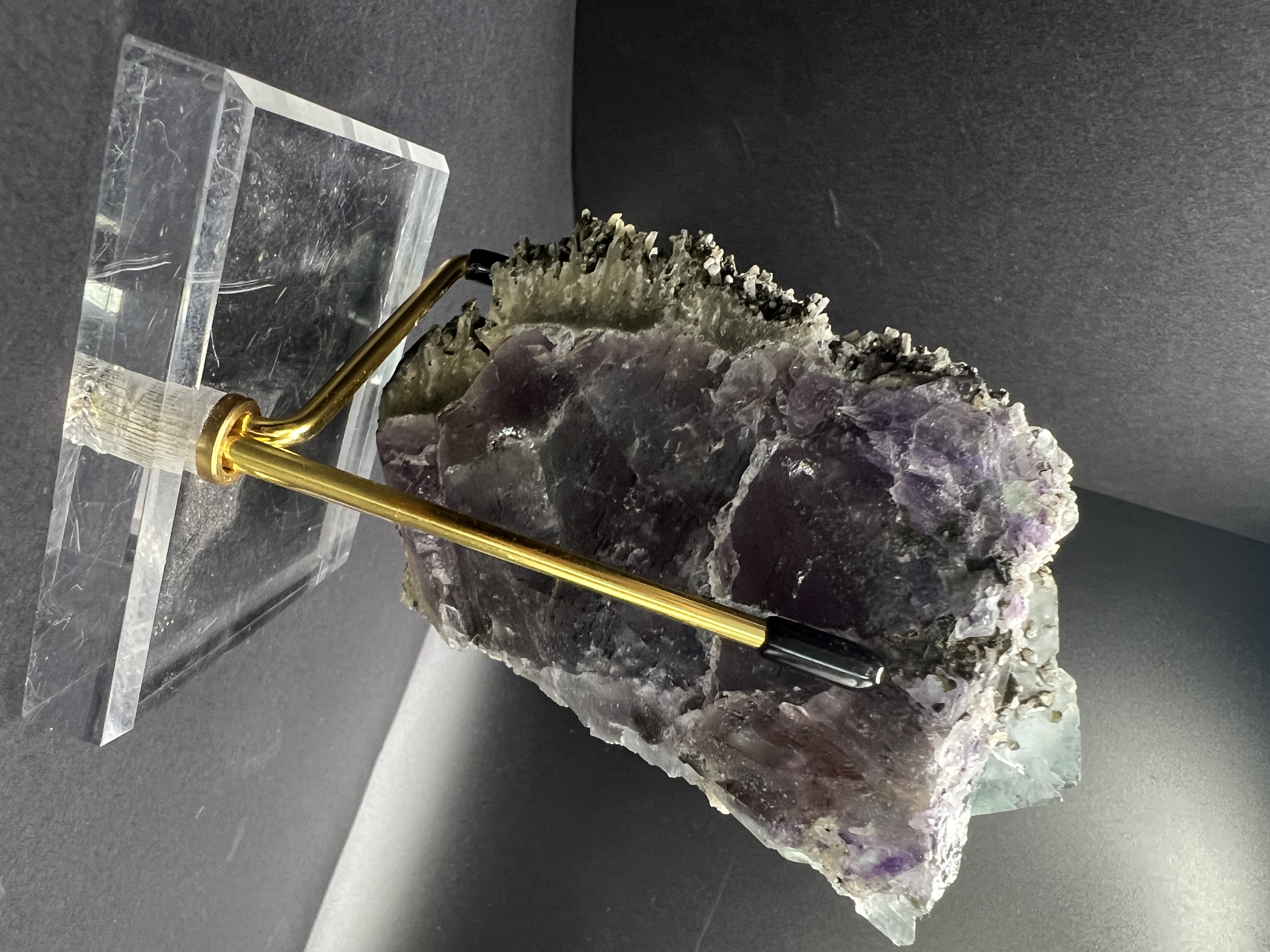 Fluorite on Quartz with Chlorite “Beard” — Yaogangxian Mine