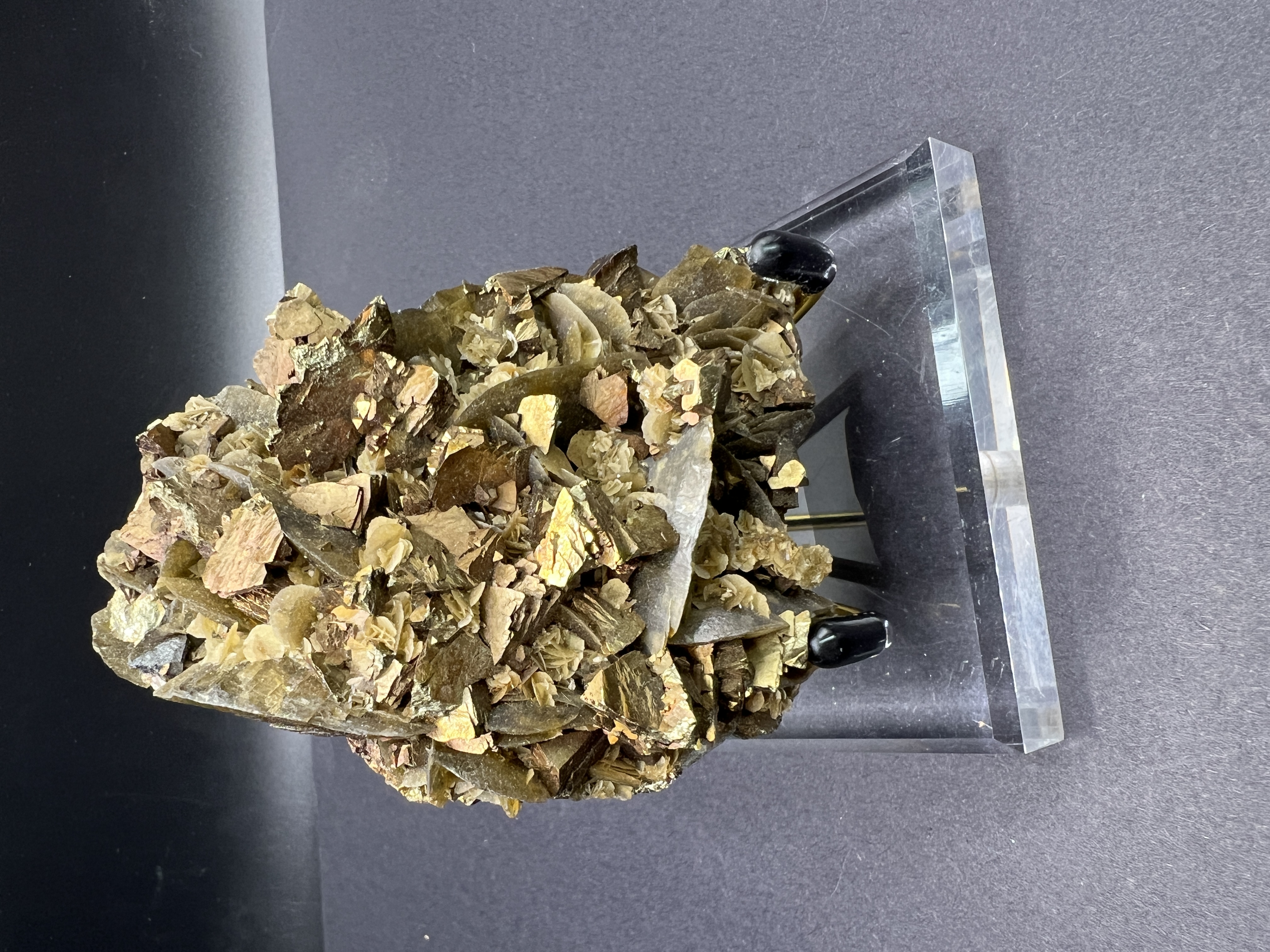 Huanggang Mine - Siderite w/ Chalcopyrite and Barite rosettes