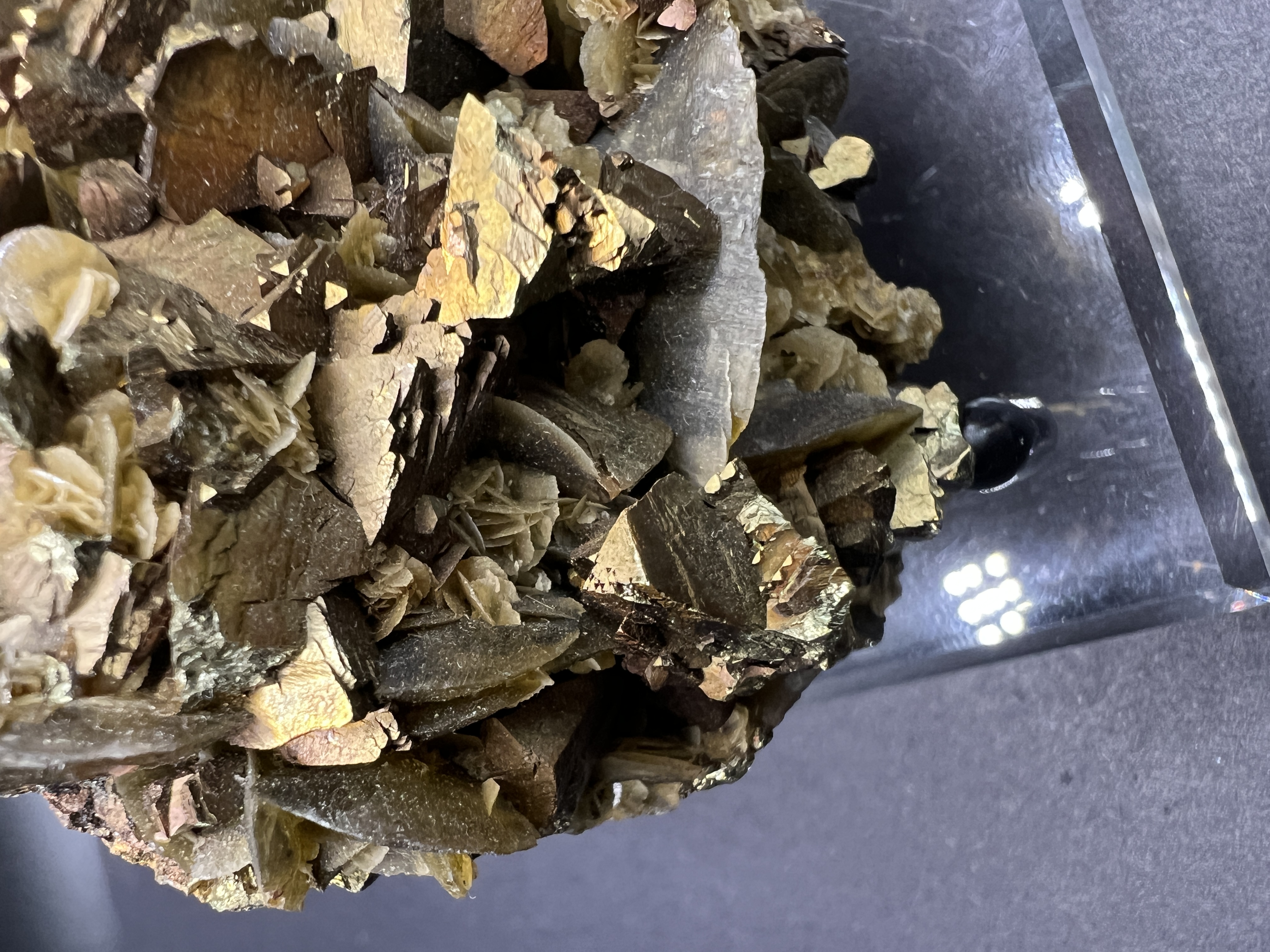 Huanggang Mine - Siderite w/ Chalcopyrite and Barite rosettes