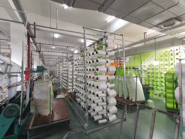 Manufacturer Price High Quality Microfiber Polyester Yarn