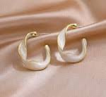 Korean Lavender Twisted Shape Earrings