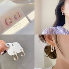 Korean Lavender Twisted Shape Earrings