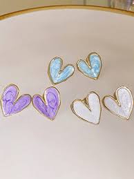 Subtle Romance: Minimal Lavender Heart Studs