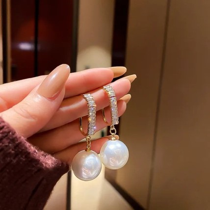 Pearlescent Grace: Korean White Hanging Pearl Earrings 