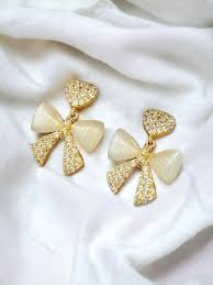 Mystic Gaze: Alloy Korean Cat Eye Bow Shaped Earrings