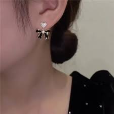 Midnight Elegance: Alloy Crystal Black Bow Shaped Earrings