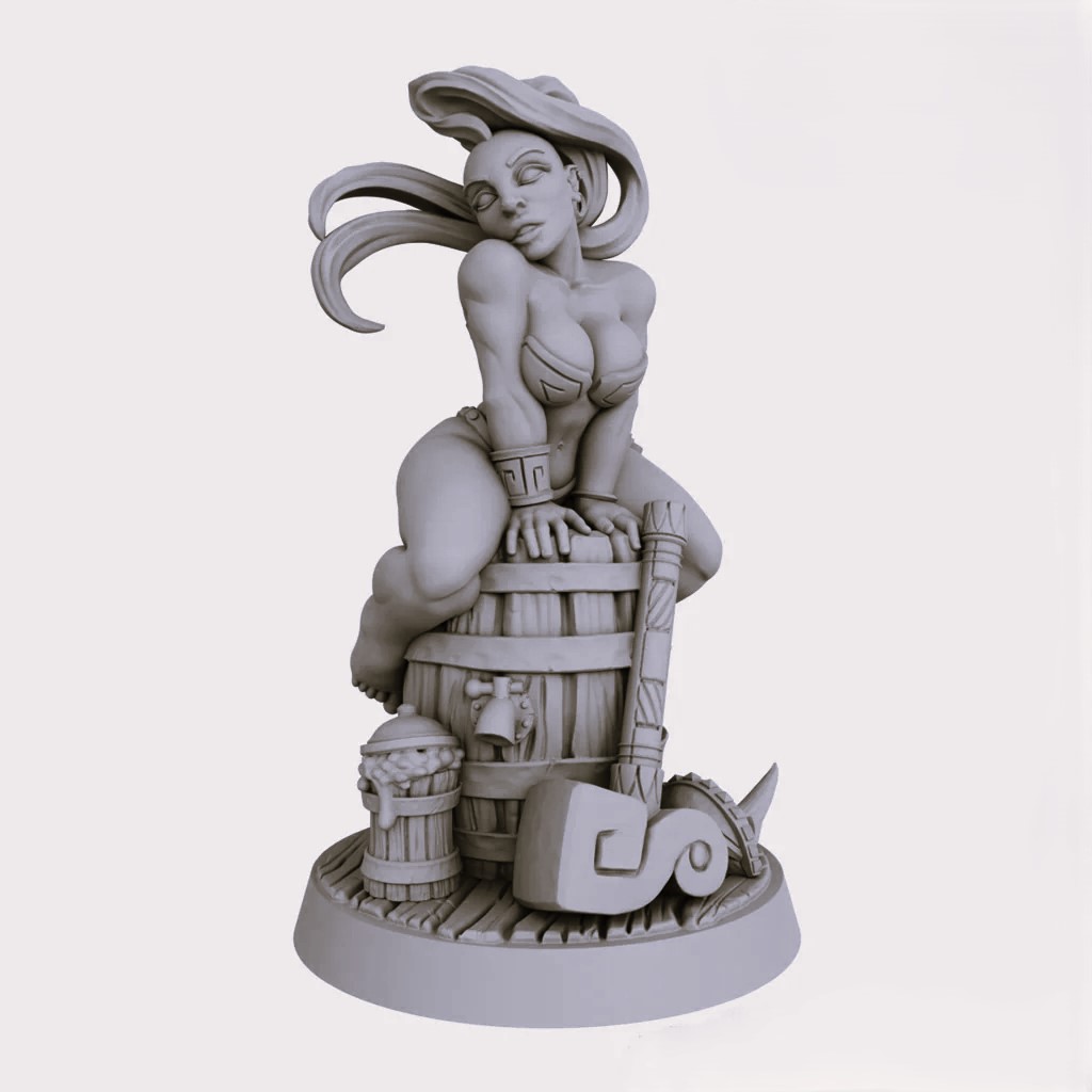 Luna - The Provocative Dwarven Beauty