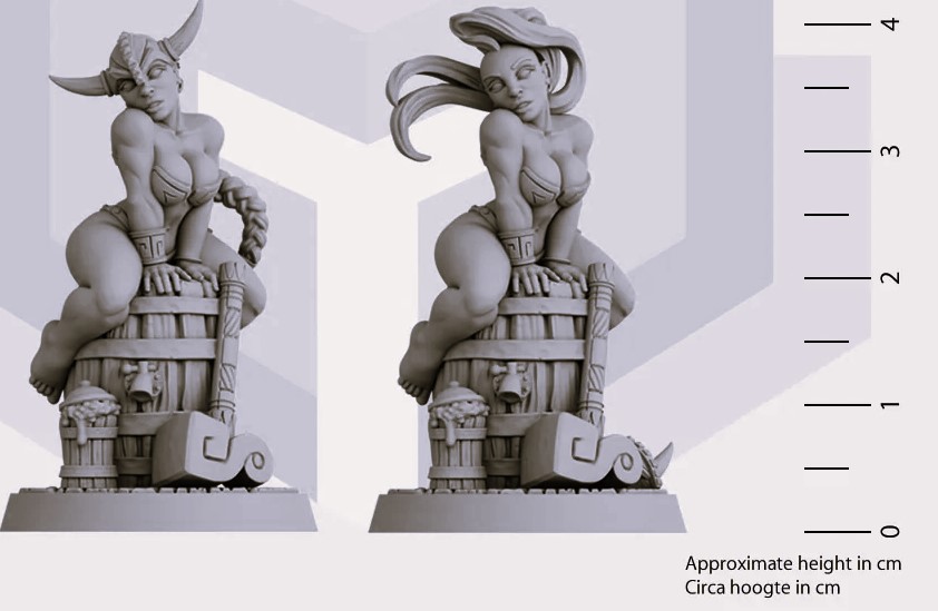 Luna - The Provocative Dwarven Beauty