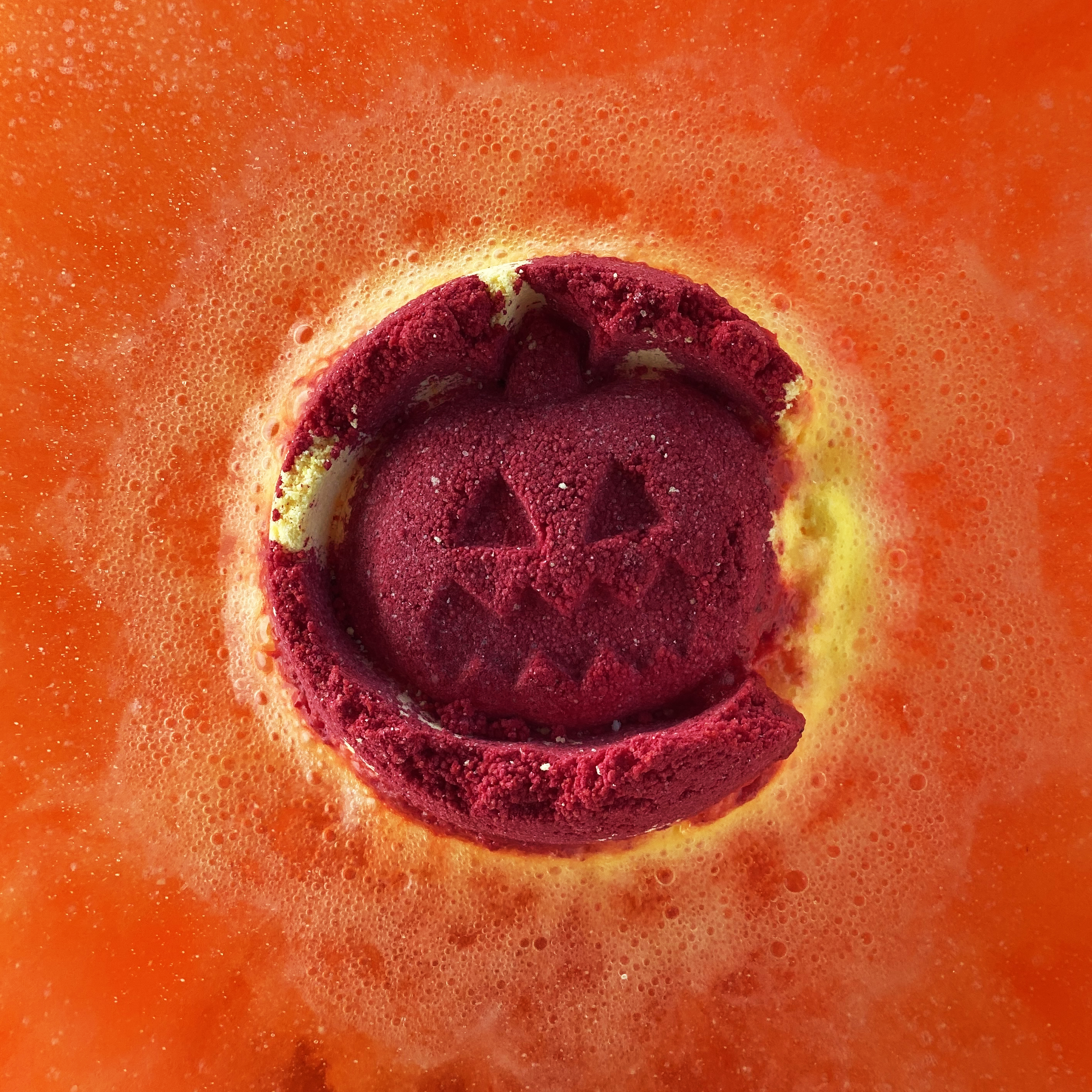 Halloween Aniseed Pumpkin Bath Bomb 180g