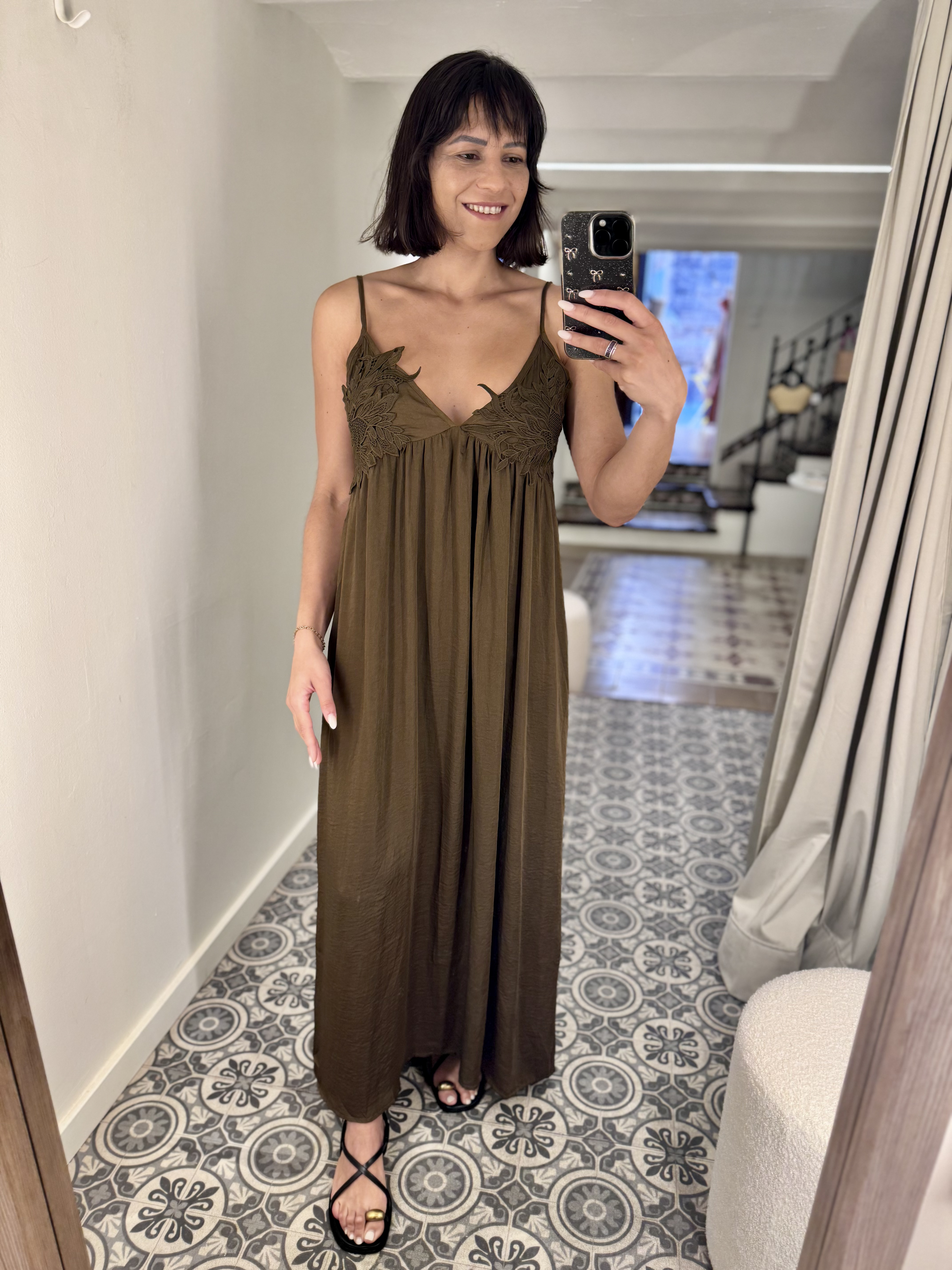 Vestido leaves