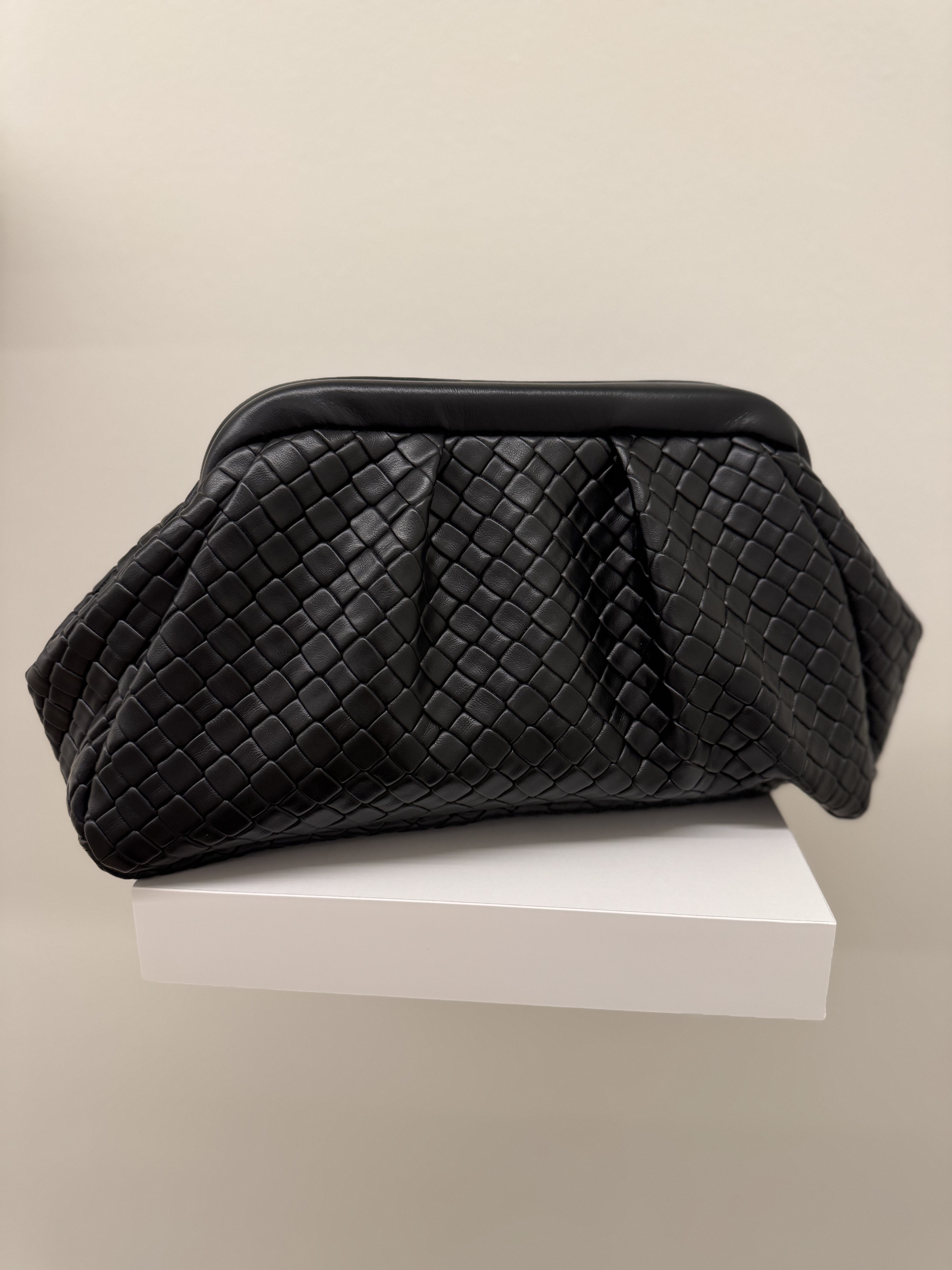 Bolso de mano piel trenzada