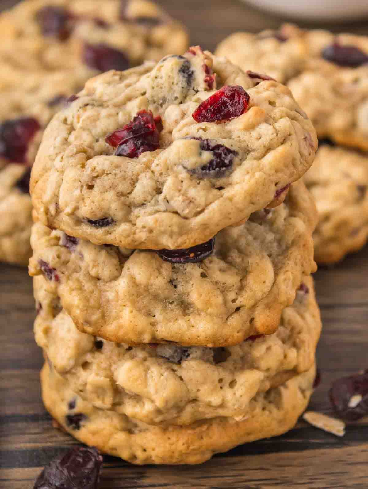 Cinnamon and Cranberry Pear Oatmeal Cookies