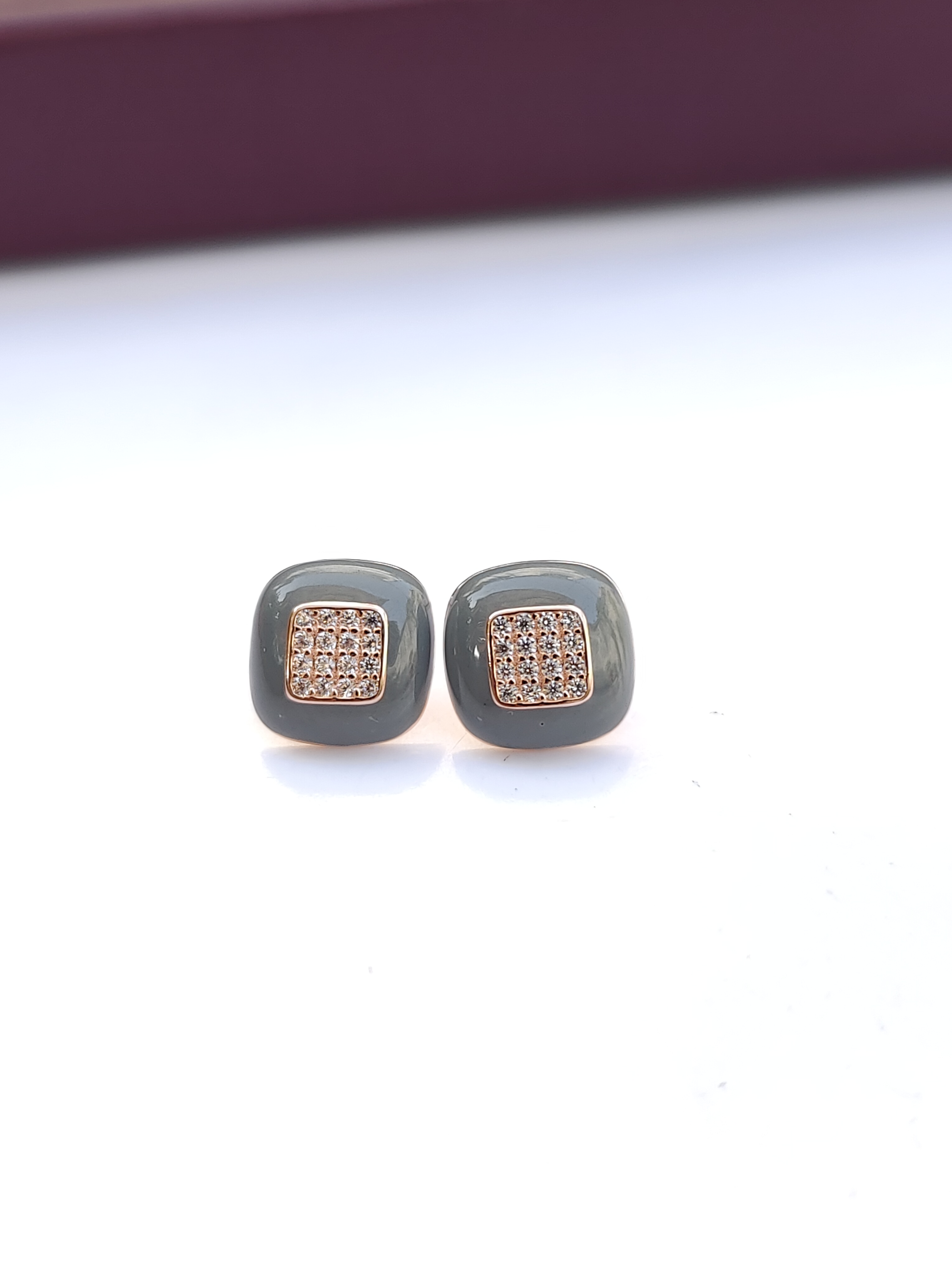 Charcoal Luxe Studs 🖤✨