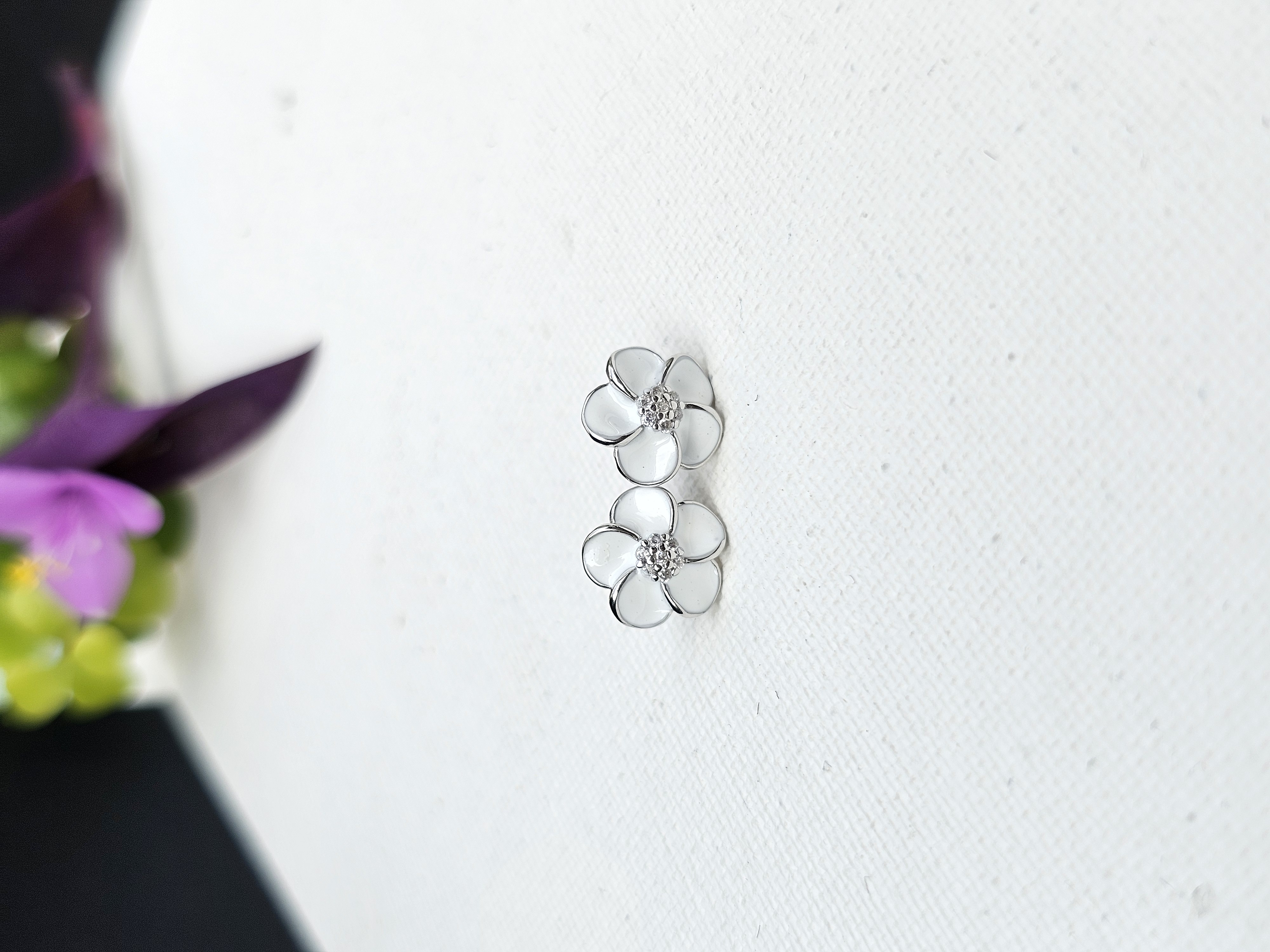 Frosted Bloom Studs ❄️✨