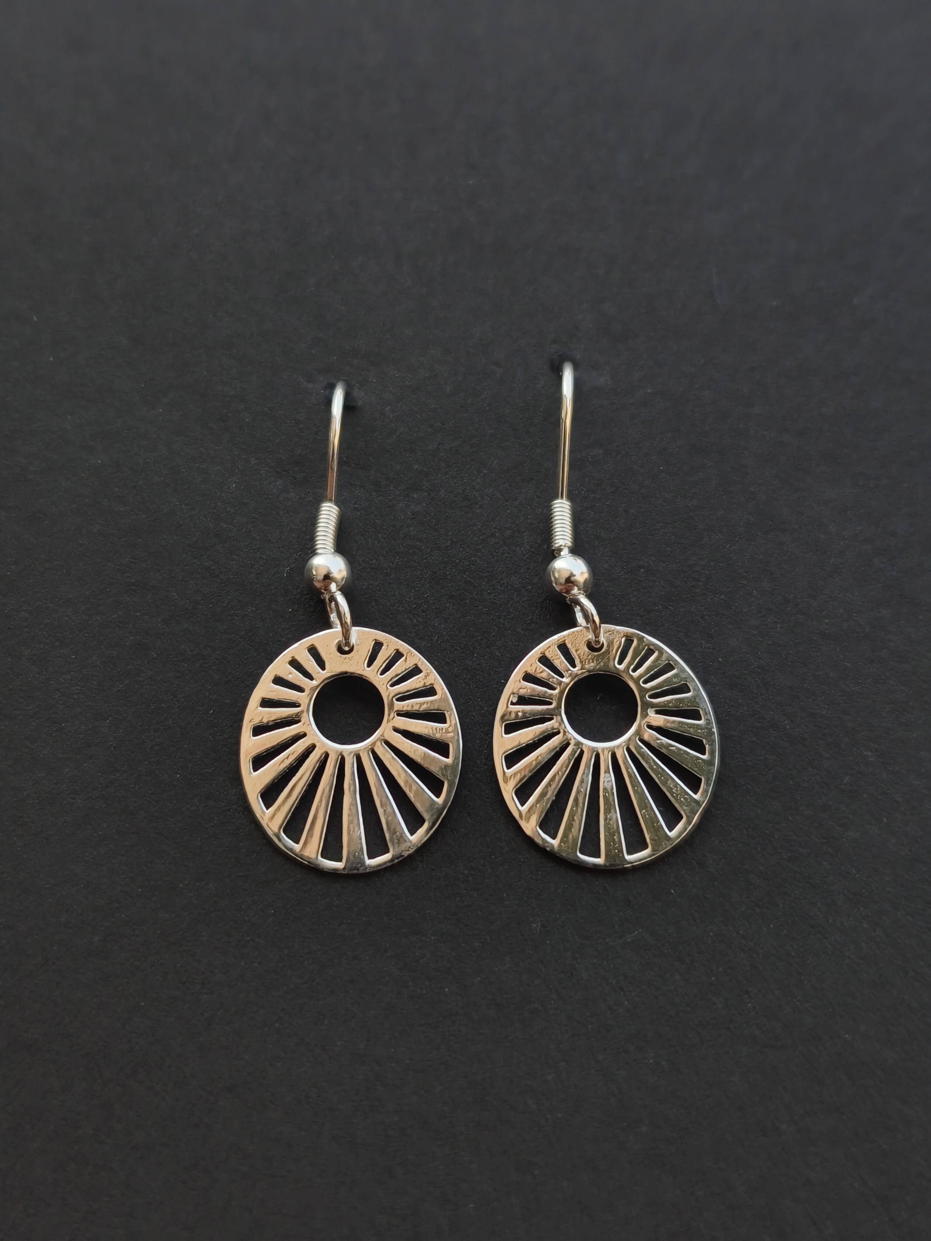 Sunburst Circular Drop Earrings ✨