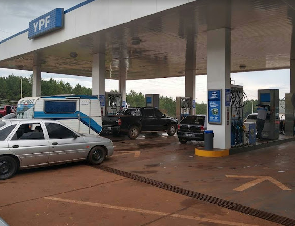 YPF  ruta 12 