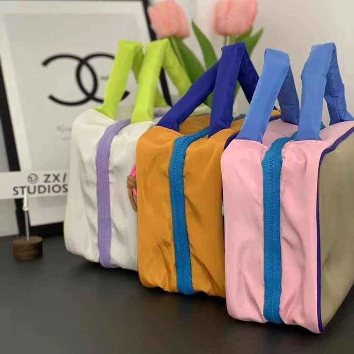 Large Capacity Beauty Polyester Cute Makeup Case Cosmetic Bag