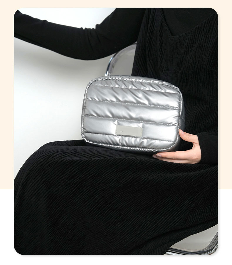 Large Capacity Portable Cosmetic Storage Bag Travel Toiletries Bag