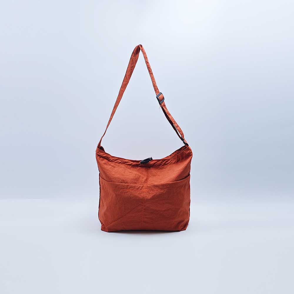 Large capacity drawstring bucket crossbody bag