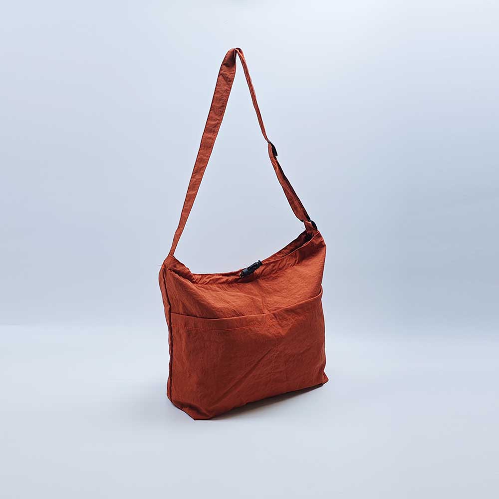 Large capacity drawstring bucket crossbody bag