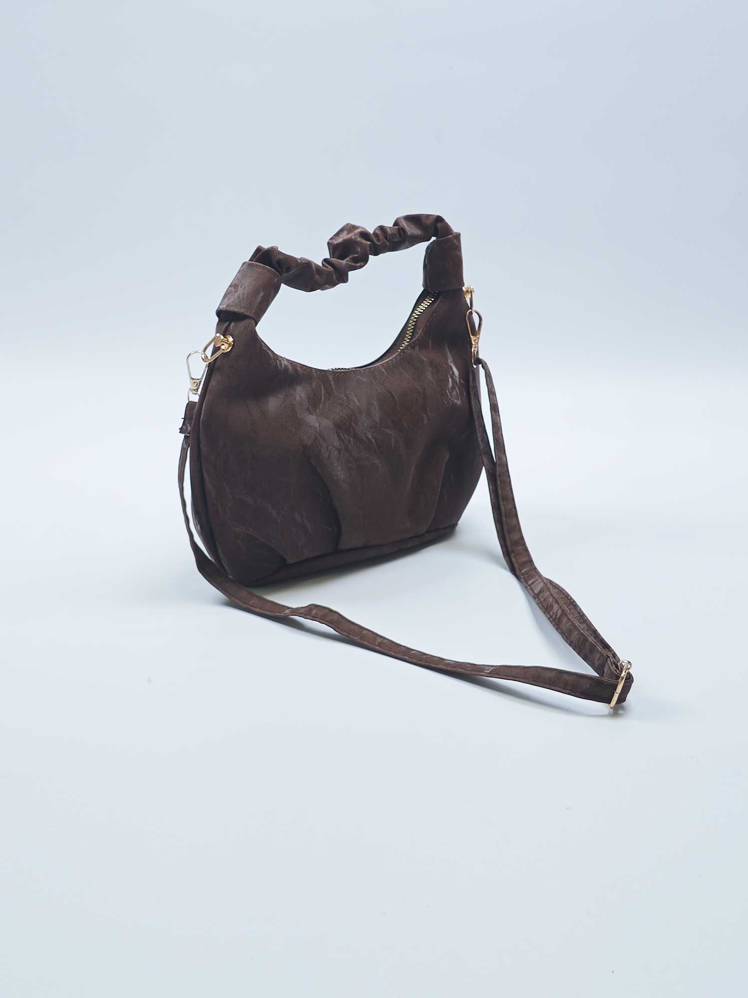 Retro cloud pleated tote bag