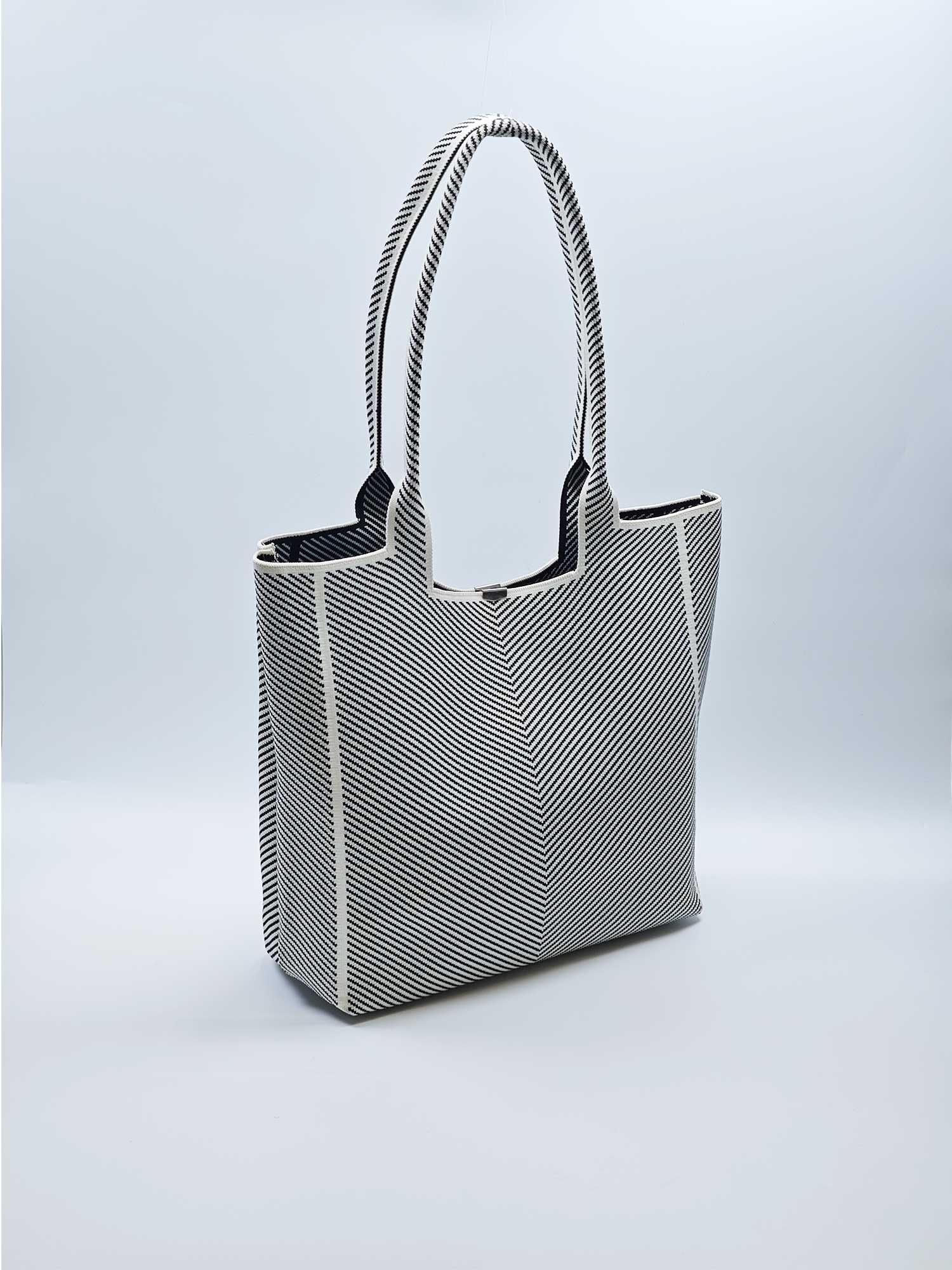 Single shoulder tote bag black and white striped handbag with magnetic closure