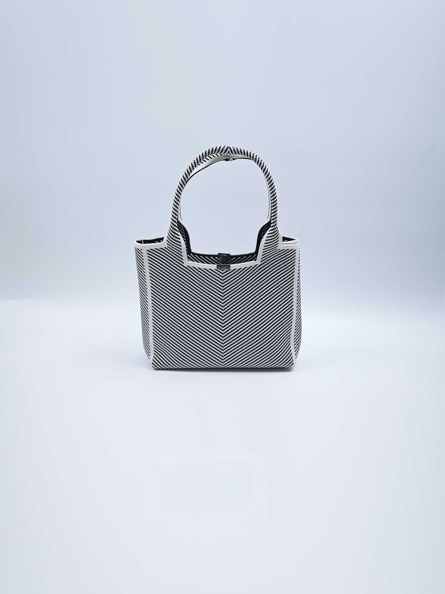 Single shoulder tote bag black and white striped handbag with magnetic closure