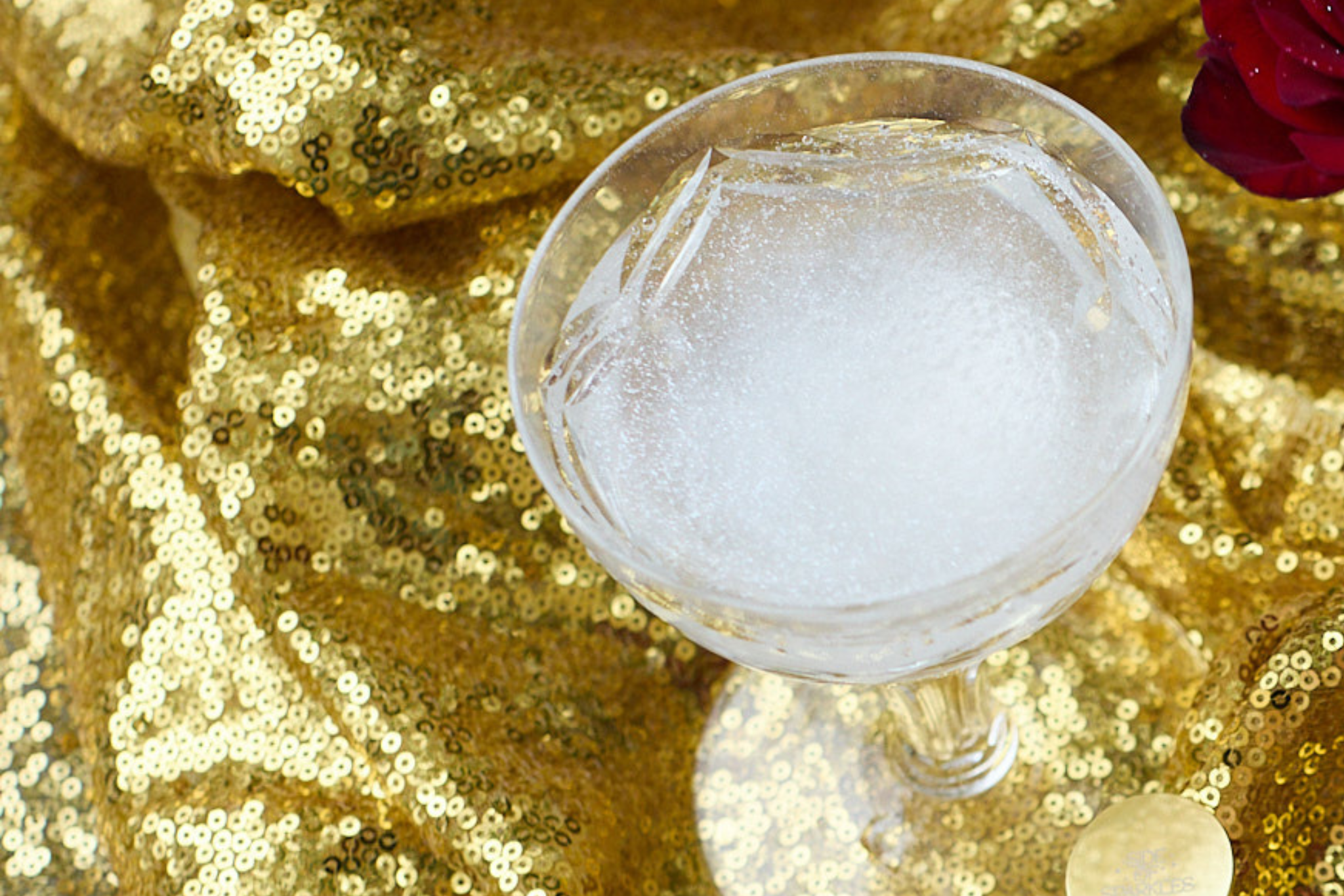 Edible Glitter 4g Spray Pump For Silvery Cocktails & Dreams