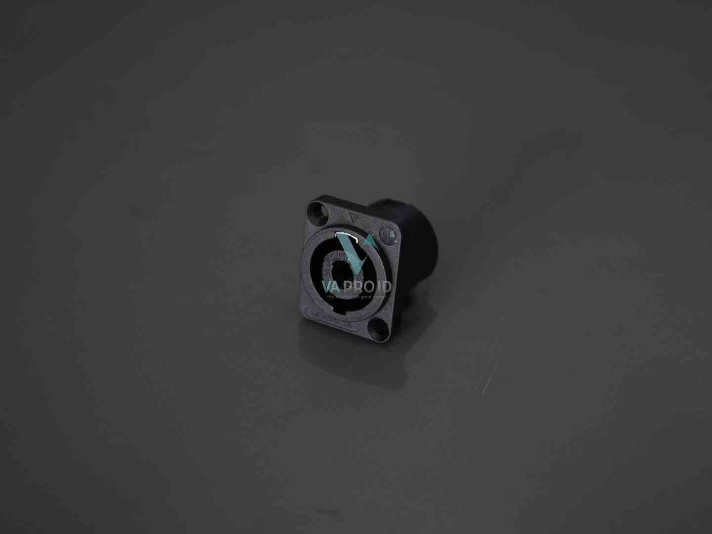 Konektor speakon neutrik nl4mp