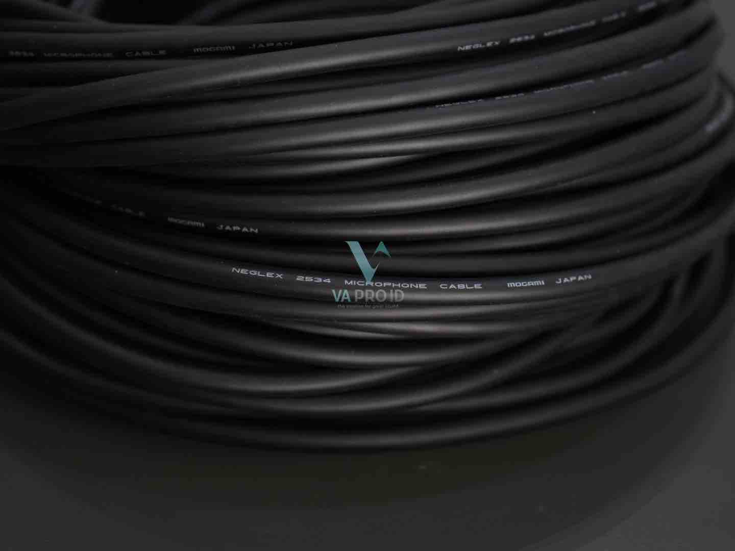 Kabel interconect mogami quad mic neglex 2534