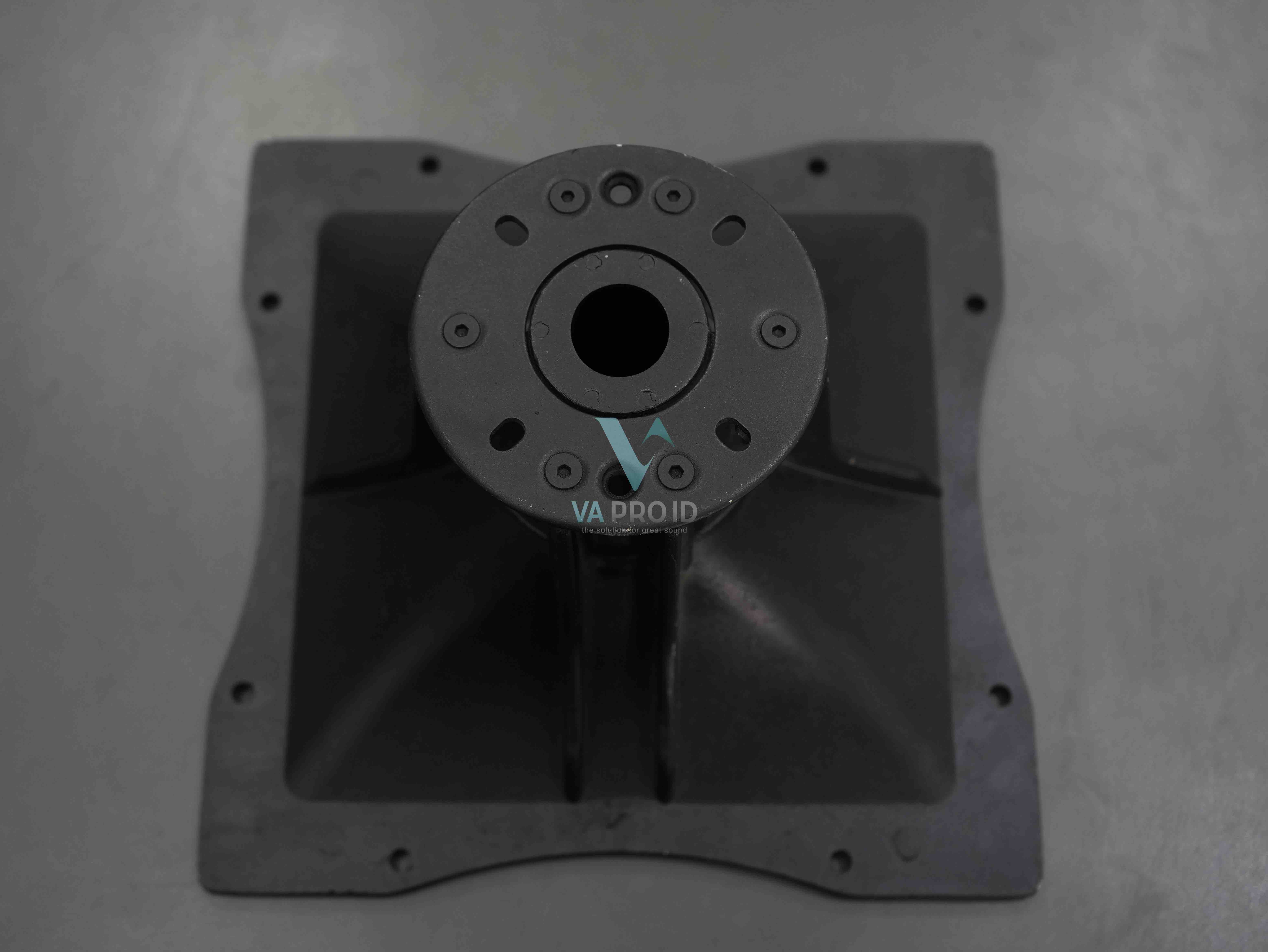 speaker horn almunium 25 x25 cm