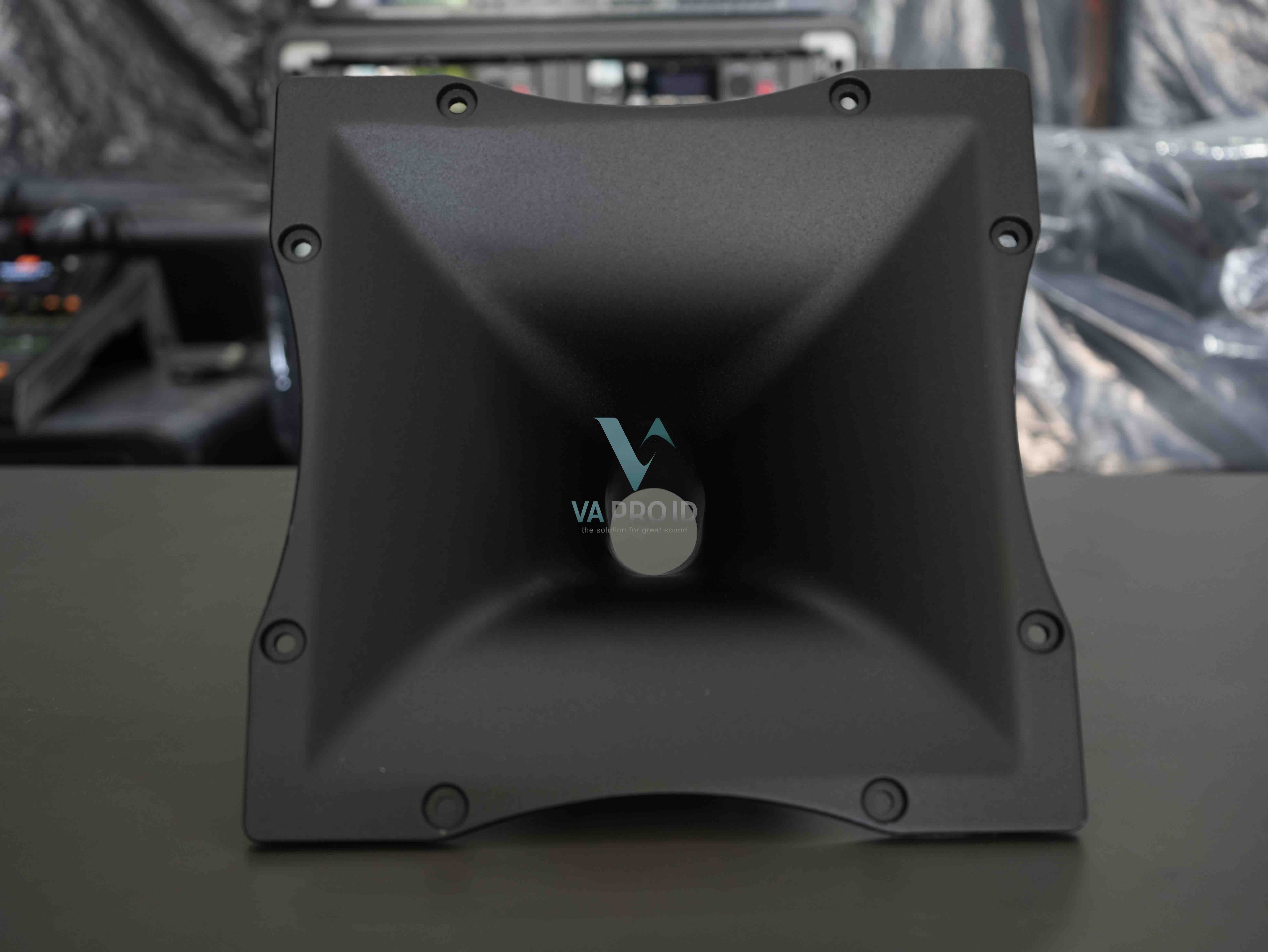 speaker horn almunium 25 x25 cm